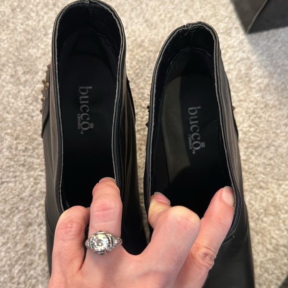 Bucco size 9 booties - Picture 3 of 5